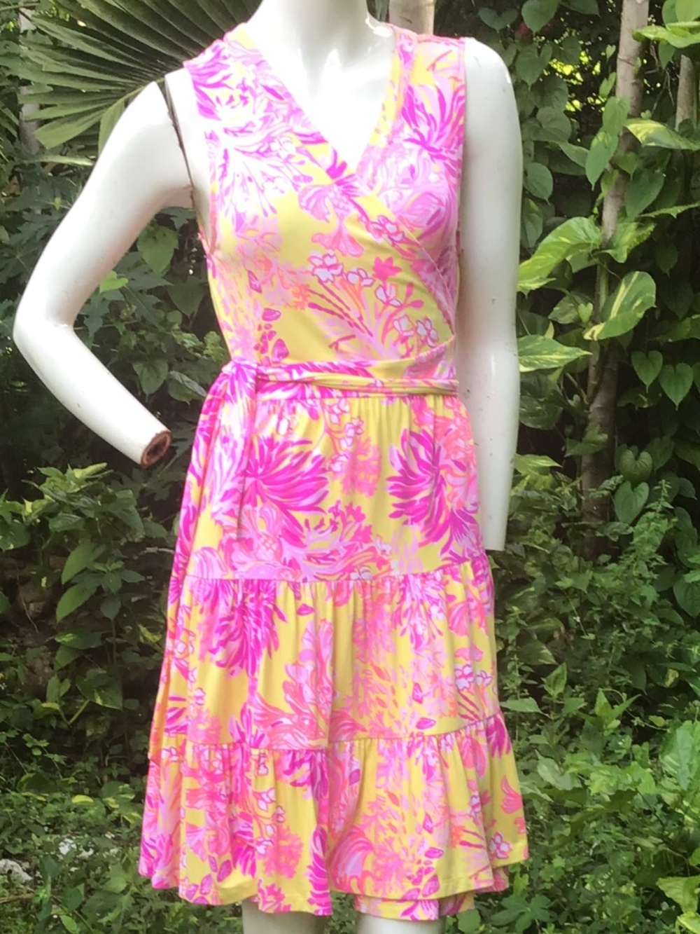 Vintage Lilly Pulitzer wrap around dress in summer print